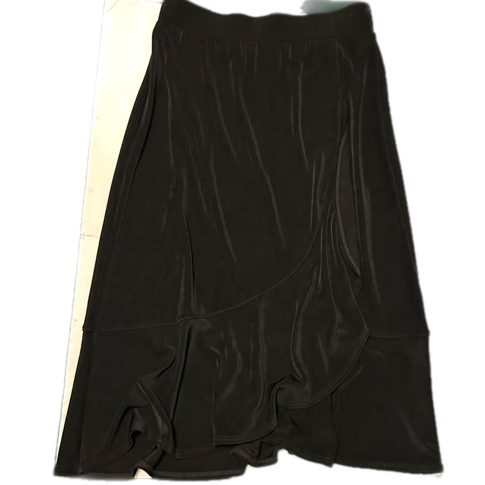 Chico's black skirt -NWT